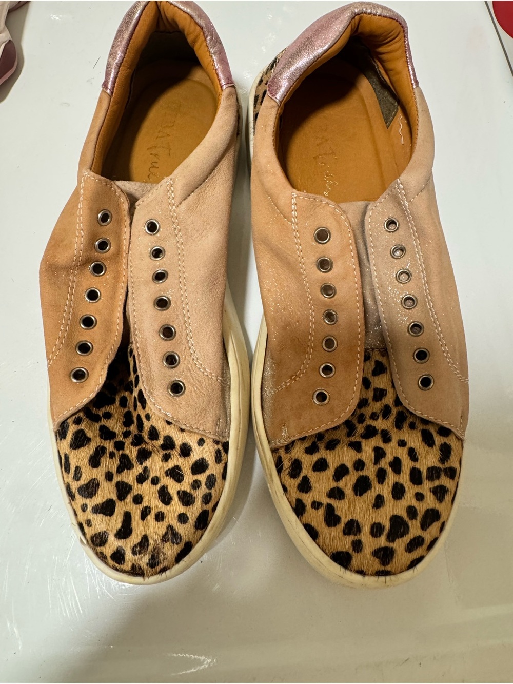Leopard Print Slip-On Sneakers in Pink/Tan